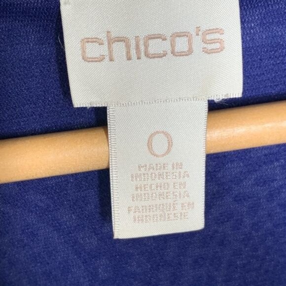 Chicos Blue White Print Mesh Top Small Short Sleeve Stretch - Picture 10 of 12